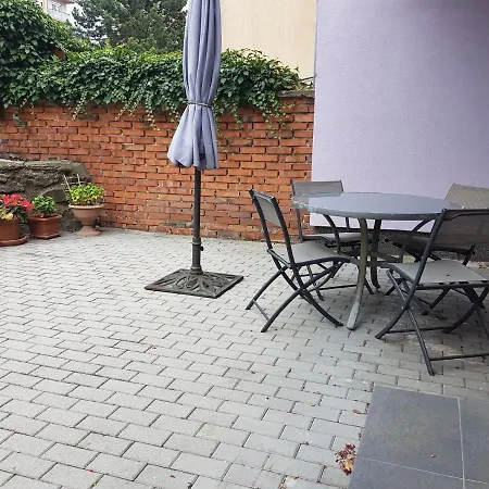 Family With Garden View 아파트